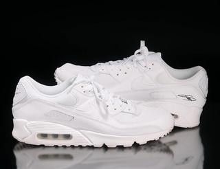 Nike Air Max 90 Hyperfuse QS "Independence Day" (2013). | Retail Release, Signed. Photo via Julien's Auctions.