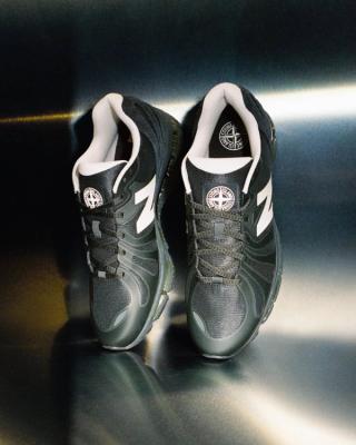 Stone Island x New Balance ABZORB 1890 "Navy"