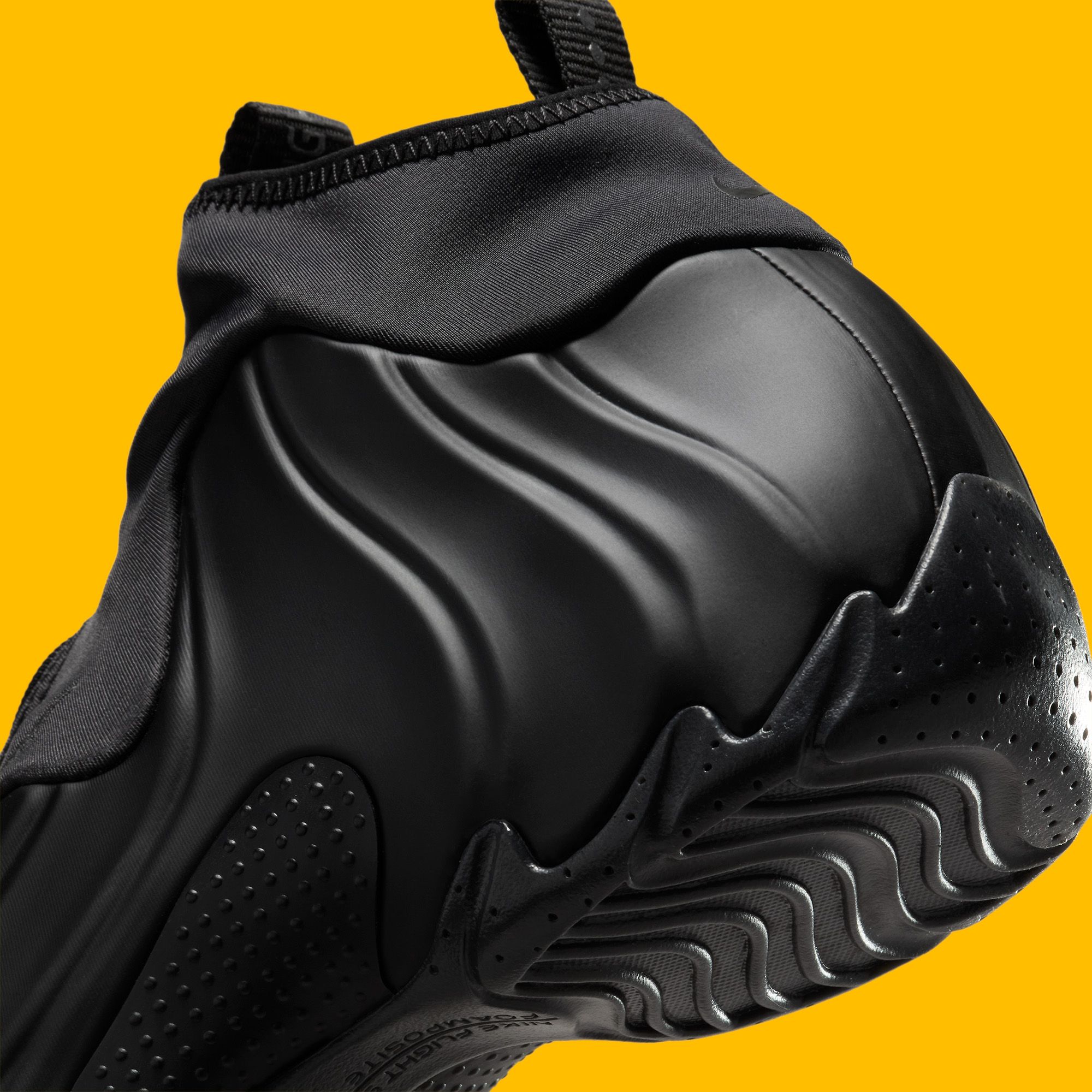 The Nike Air Flightposite One “Triple Black&rdquo