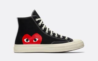 The lateral side of the Comme des Garçons Play x Converse MN03 Jack Purcell