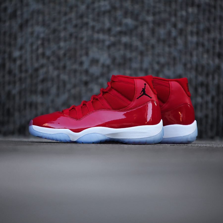 Air Jordan 11 レッド Air Jordan 11 'Varsity Red' (CT8012-116) Release Date. Nike