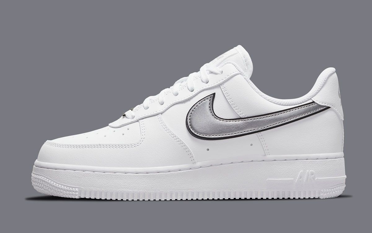 Air Force 1 Appears with Metallic Silver Swooshes | House of Heat°