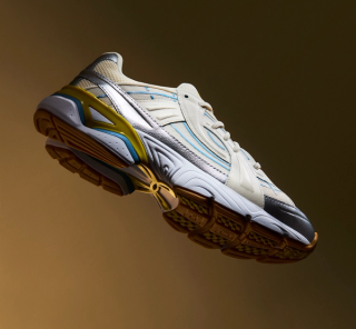 Under Armour's retro-inspired UA Sola in a "Stone" color scheme.