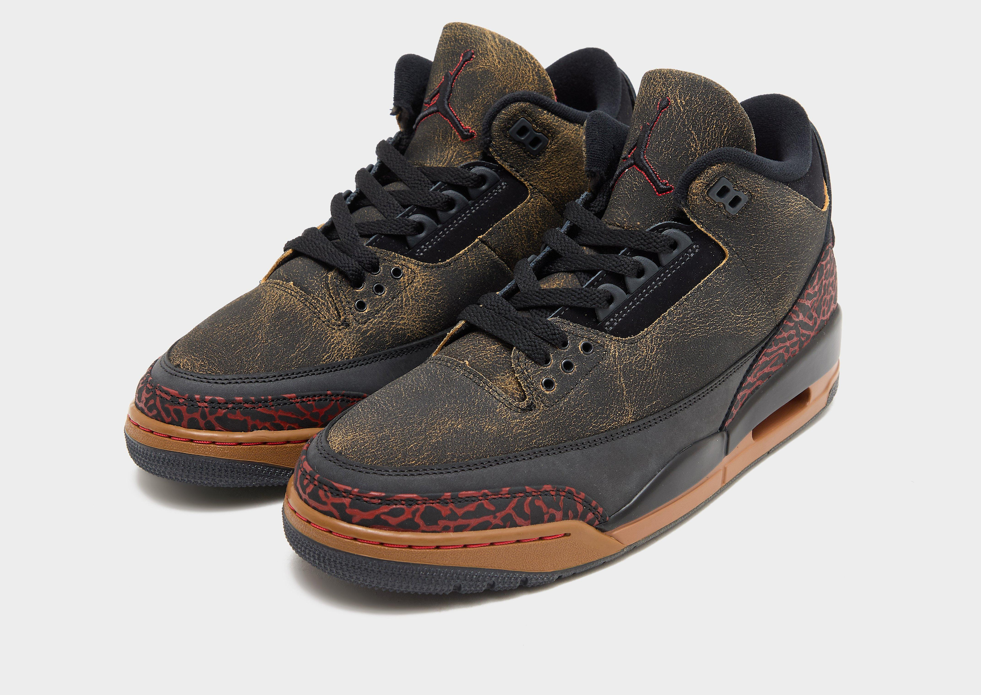 Air Jordan 3 “Not Nice List” (SKU: IF4396-001). Photo via JD Sports.