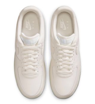 Air Force 1 Low GORE-TEX Appears in a Classic Sail and Gum Combo ...