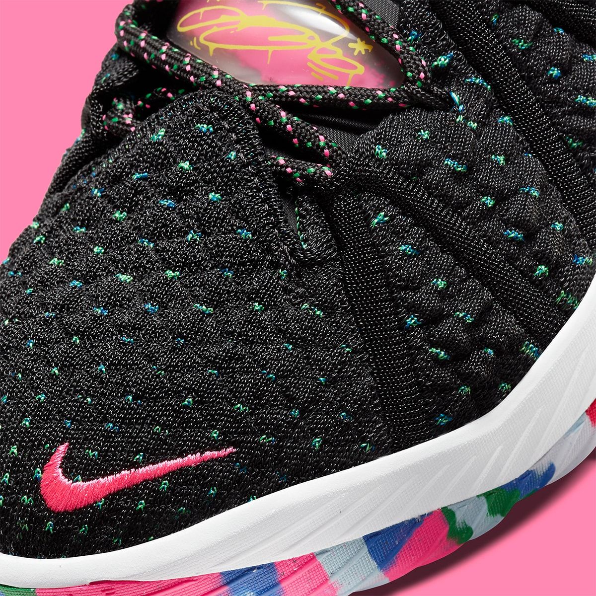 バスケットボール NIKE - NIKE LEBRON 18 JAMES GANG Nike LeBron XVIII James Gang Black Pink Blast Basketball
