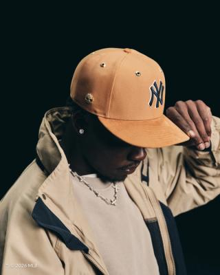 Jazz Chisholm Jr. Wearing New York Yankees Timberland® x New Era® x MLB Gear. Photo via Timberland®.
