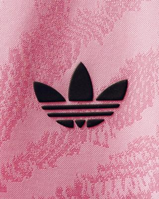 Juventus 26/27 Away Jersey in a "True Pink" color. Photo via adidas.