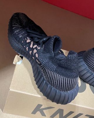 adidas yeezy 350 v2 cmpct slate carbon hq6319 release date 2