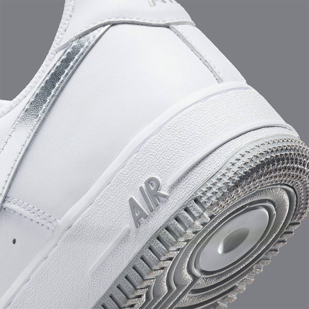 Nike air force hot sale one silver swoosh