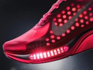 Nike Pegasus Plus 2. Photo via Nike.