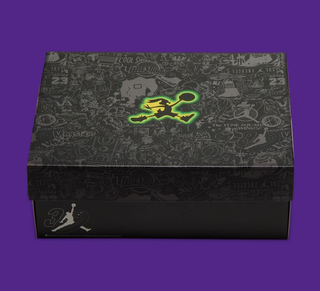 Space Jam x Women's Air Jordan OG "Amusement Park" Shoe Box (SKU: IX6376-001). Photo via Nike.