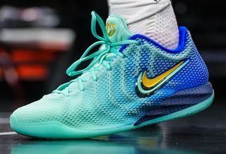 Caitlin Clark Debuts Nike Caitlin 1 “Teal Fade”