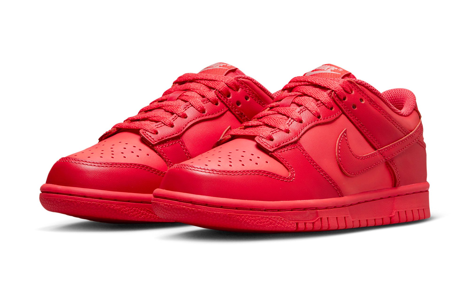 Official Images // Nike Dunk Low “Track Red” | House of Heat°