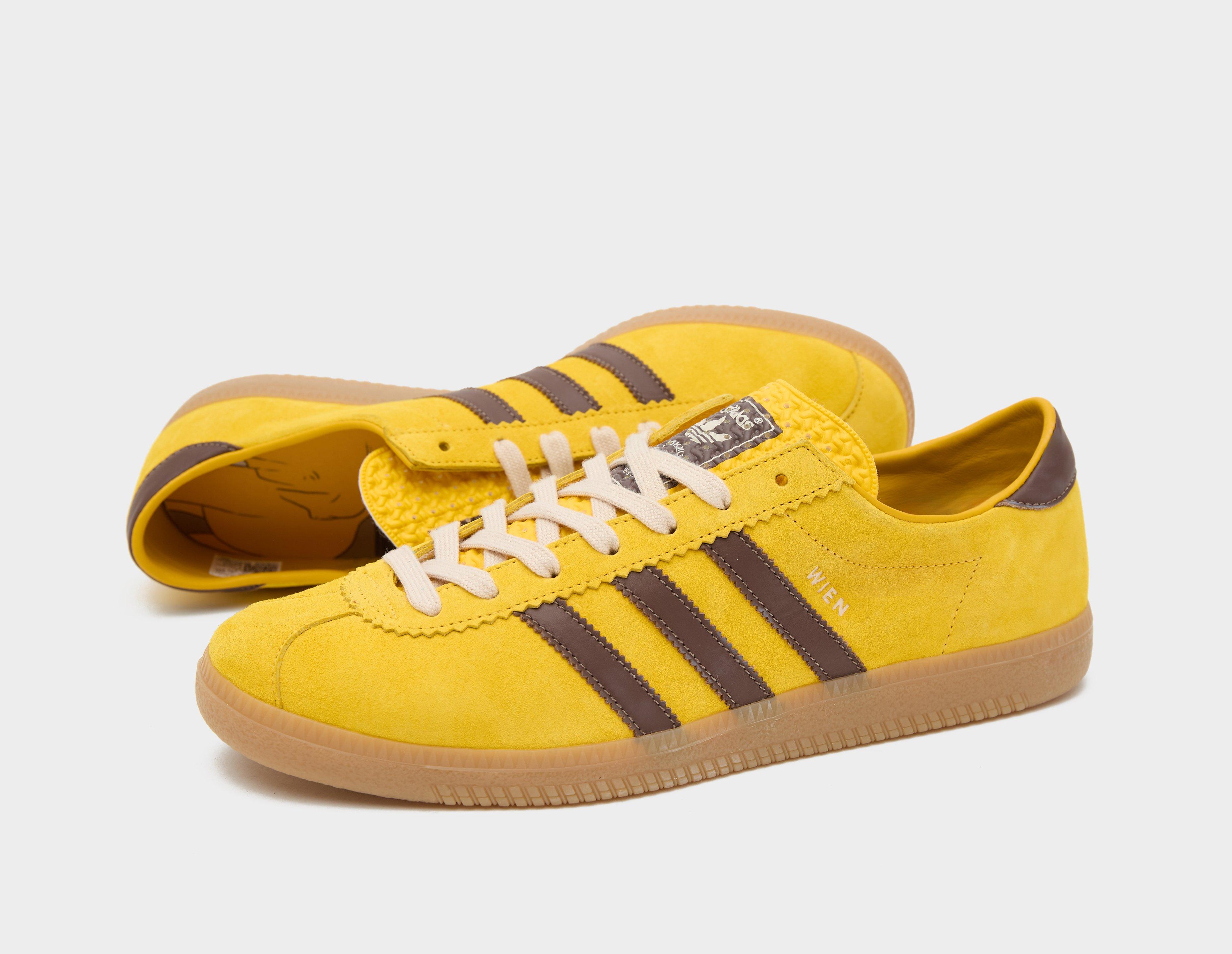 Size adidas fashion trainers