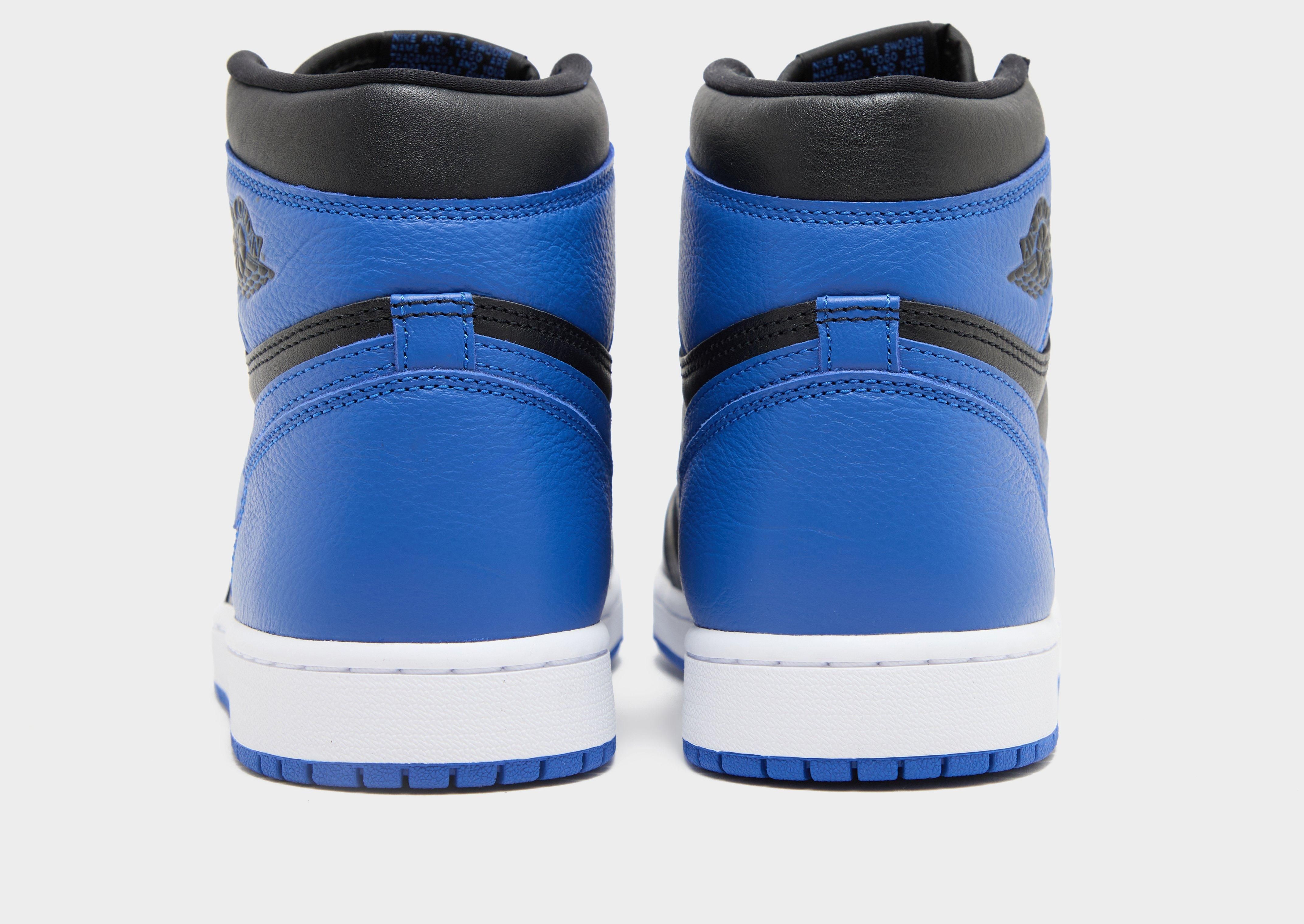 Air Jordan 1 High OG "Royal" (SKU: IQ5495-005). Photo via JD Sports.