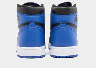 Air Jordan 1 High OG "Royal" (SKU: IQ5495-005). Photo via JD Sports.
