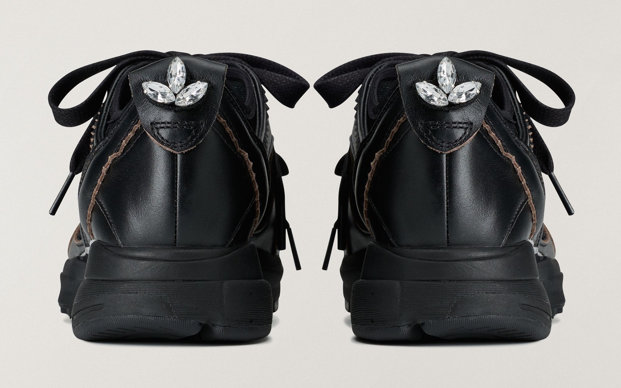 Simone Rocha x adidas Climacool "Black" (SKU: KH7452). Photo via adidas.