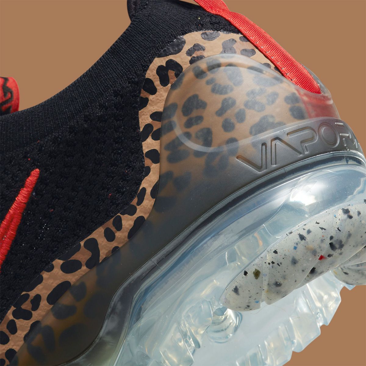 Vapormax best sale cheetah print