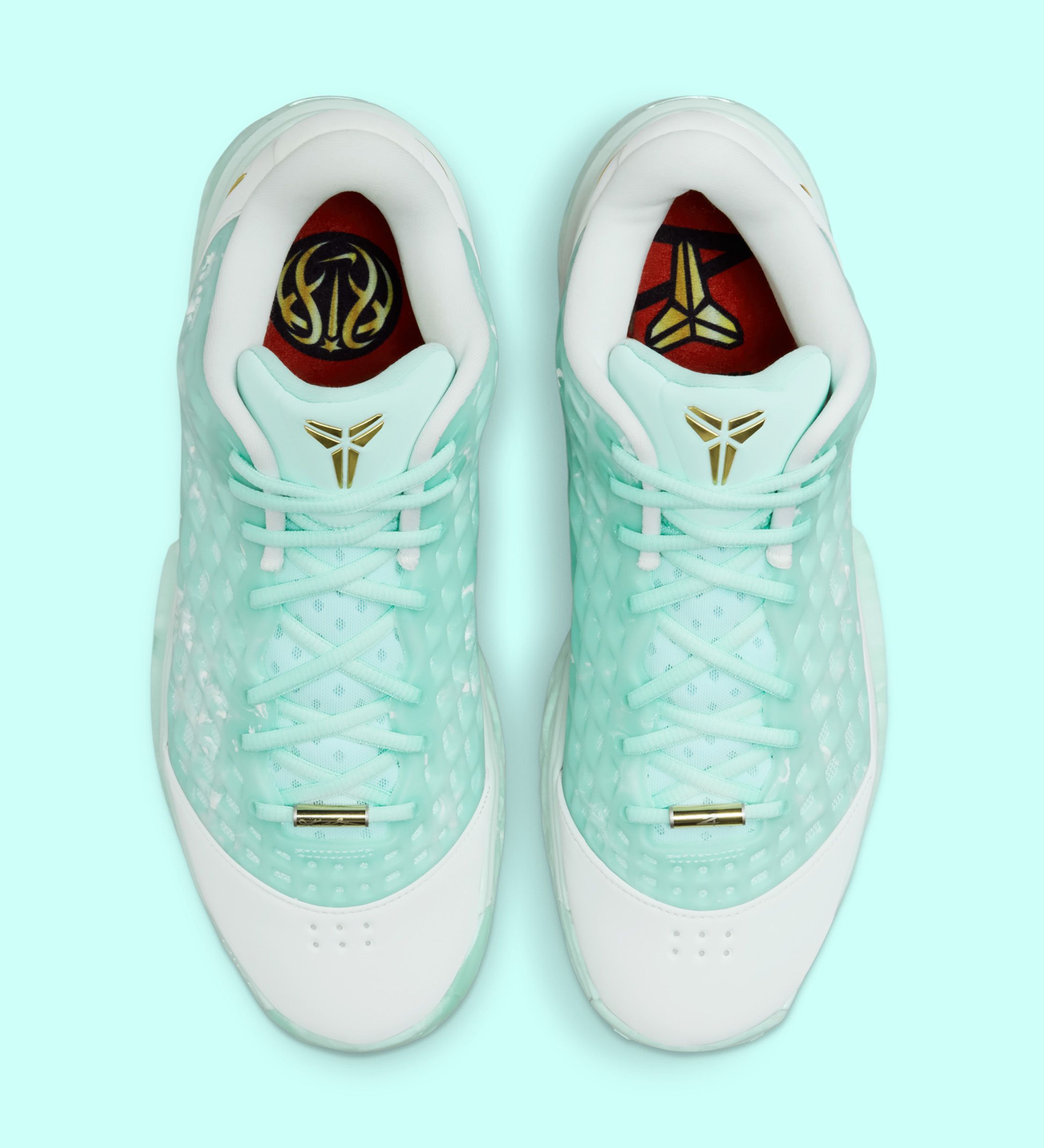 Official Look at the Nike Kobe 3 Protro Low "CHBL"