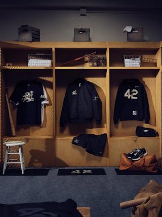 Jackie Robinson-inspired Nike Baseball product in a black-and-white color scheme.