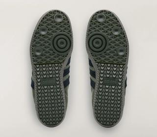 Song for the Mute x adidas Samba OG "Base Green" (SKU: HP8257). Photo via adidas.