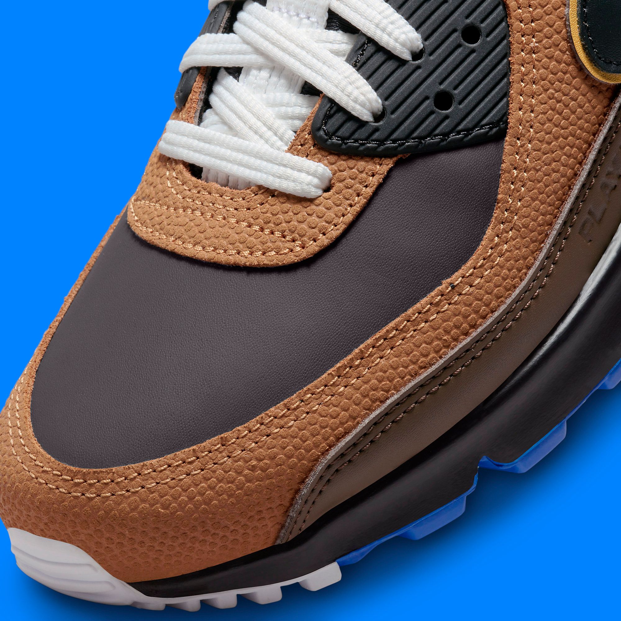 EA Sports x Nike Air Max 90 
