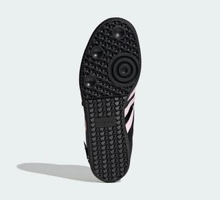 Women's adidas Samba Jane "Black/Pink" (SKU: KZ5668). Photo via adidas.