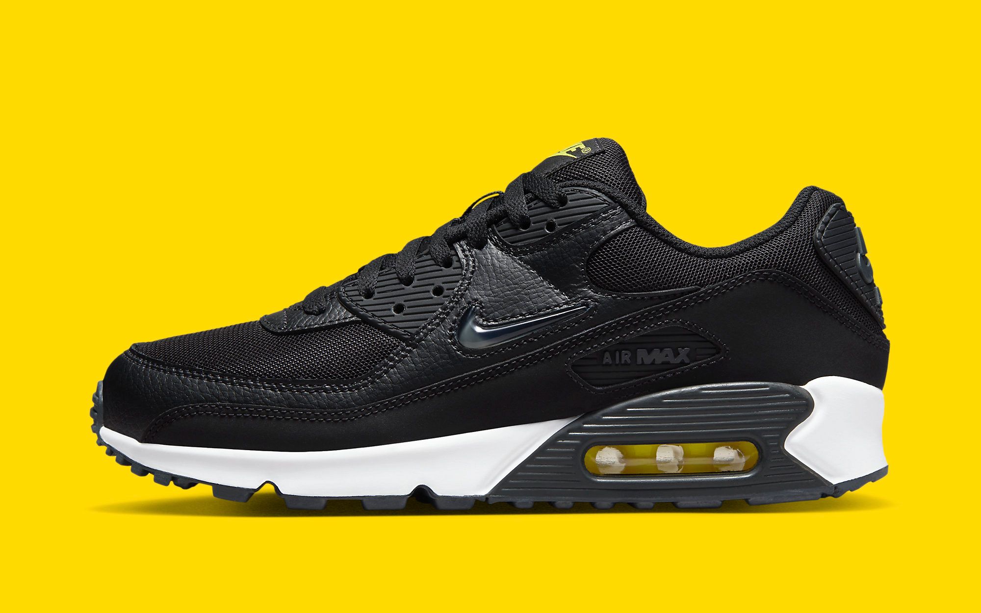 Available Now // Nike Air Max 90 “Black Jewel” | House of Heat°