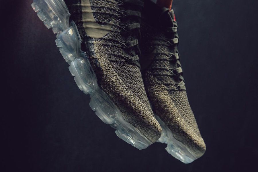 Nike air vapormax flyknit neutral olive/cargo khaki/hot punch best sale