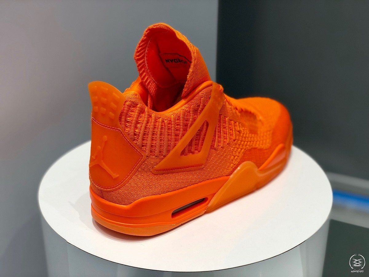 Air jordan sale 4 flyknit orange