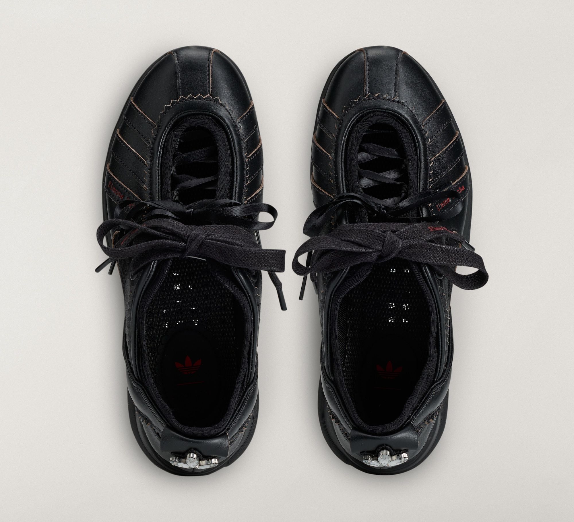 Simone Rocha x adidas Climacool "Black" (SKU: KH7452). Photo via adidas.