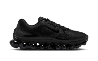 Nike Air Liquid Max in a "Black/Black" color scheme.