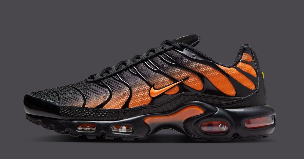 Nike Air Max Plus “Black/Total Orange” Brings Halloween Energy 