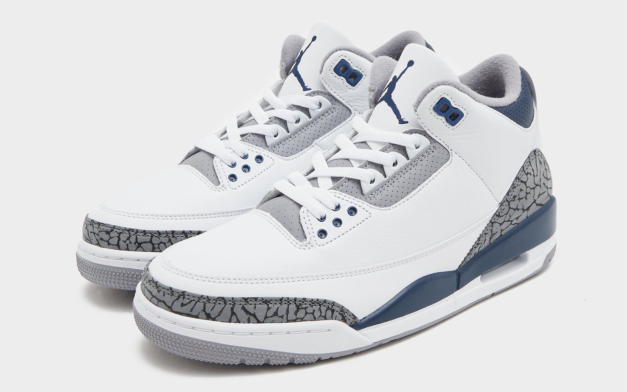 The Air Jordan 3 “Midnight Navy