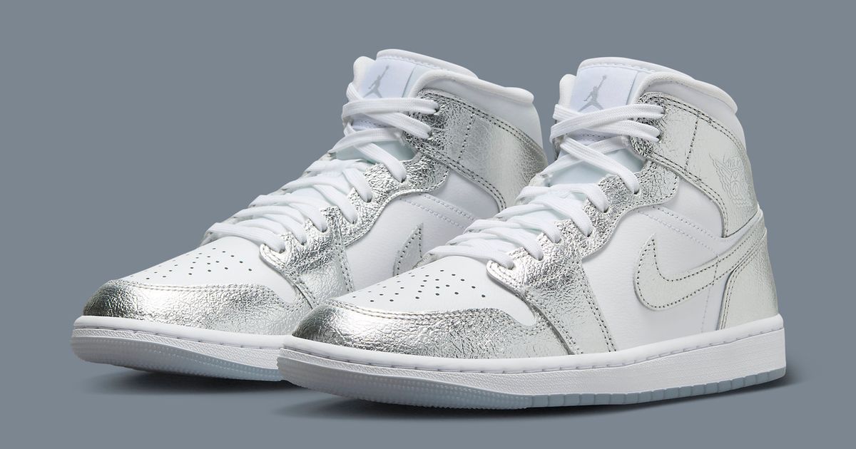 jordan 1 mid chrome