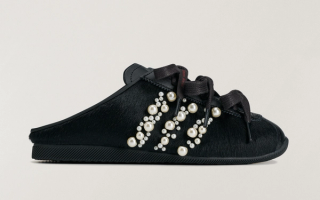 Simone Rocha x adidas Japan Slip-On "Black" (SKU: KH7275). Photo via adidas.
