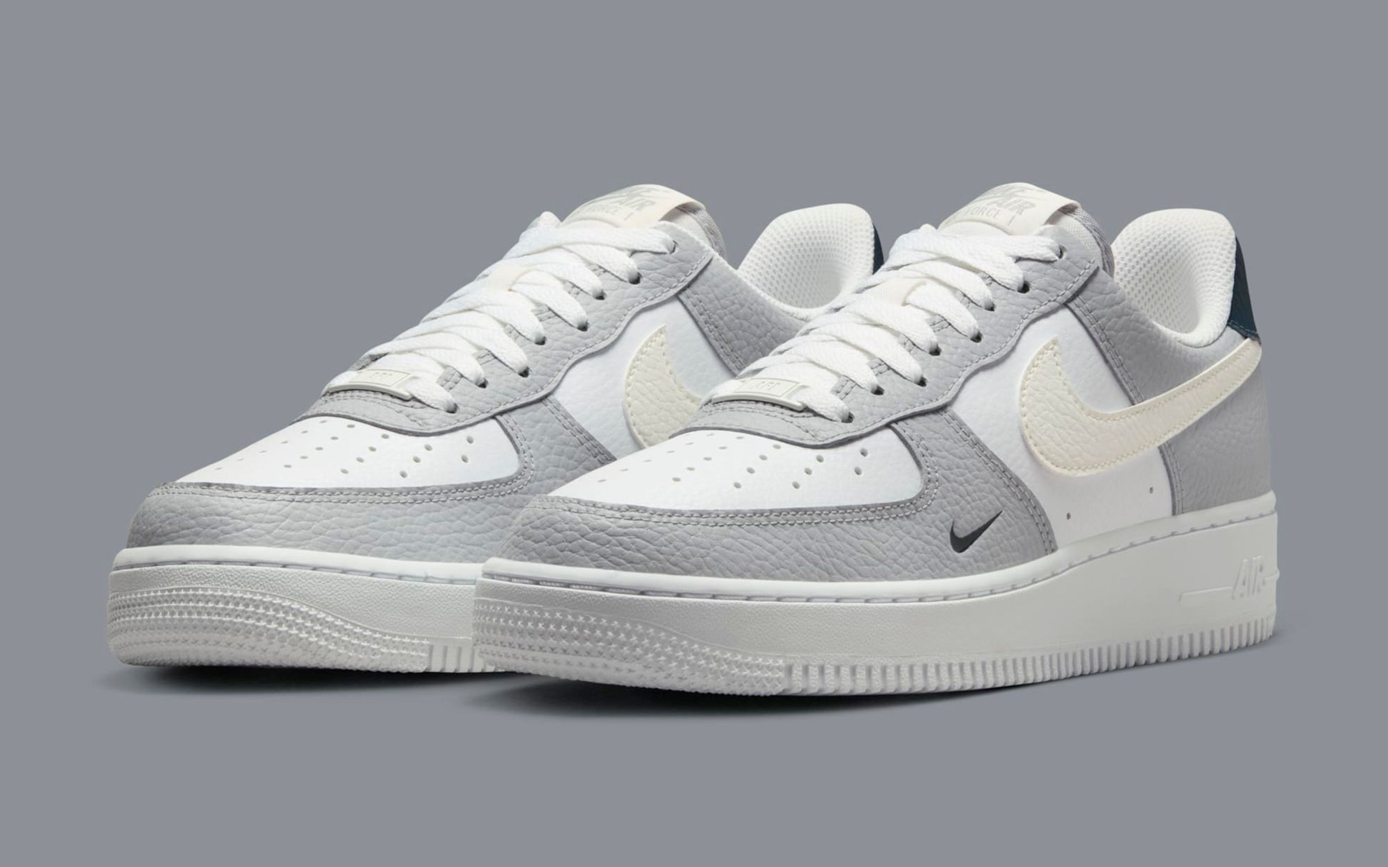The Nike Air Force 1 Appears With A Navy Mini Swoosh | House of Heat°