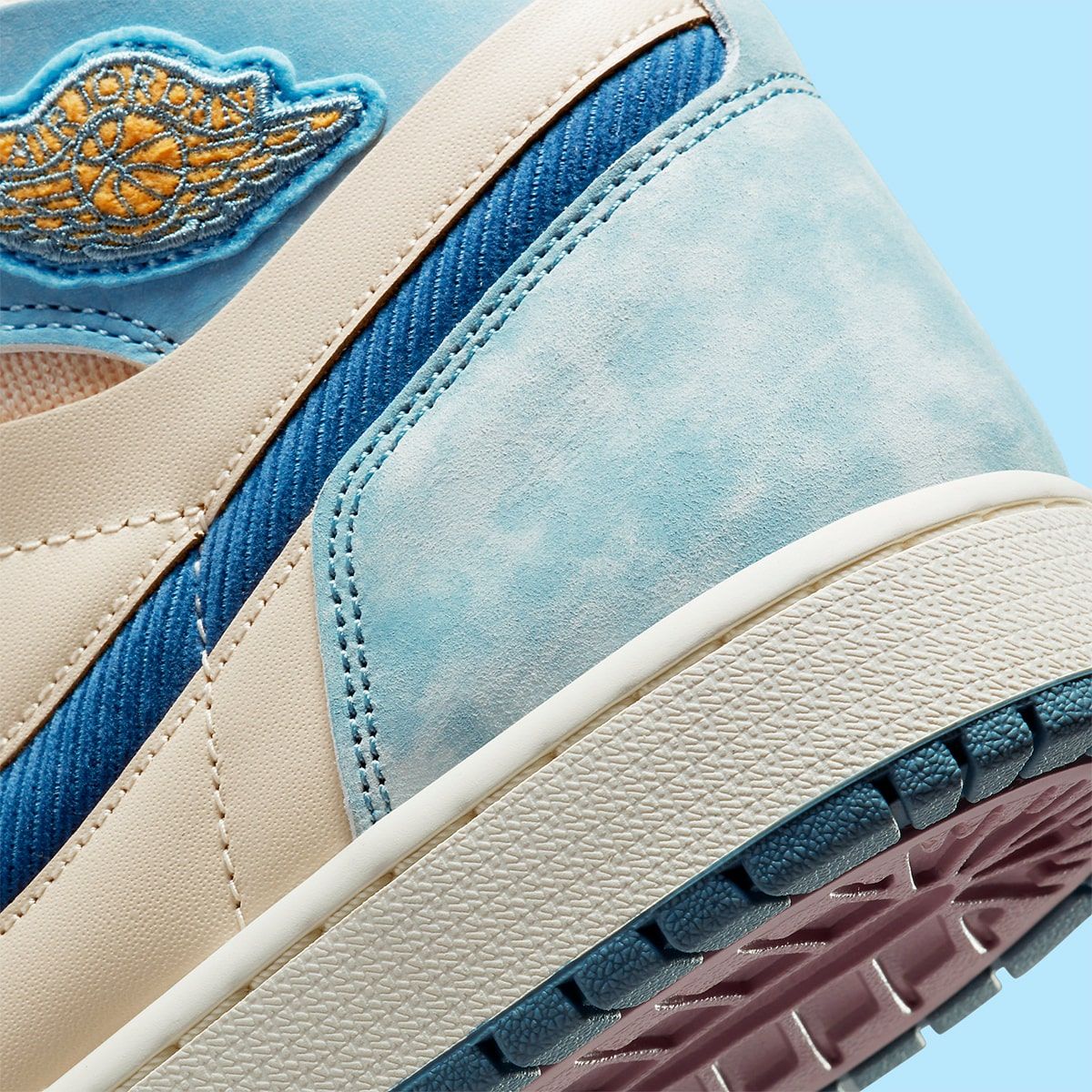 Official Images // Air Jordan 1 Zoom CMFT “Celestine Blue