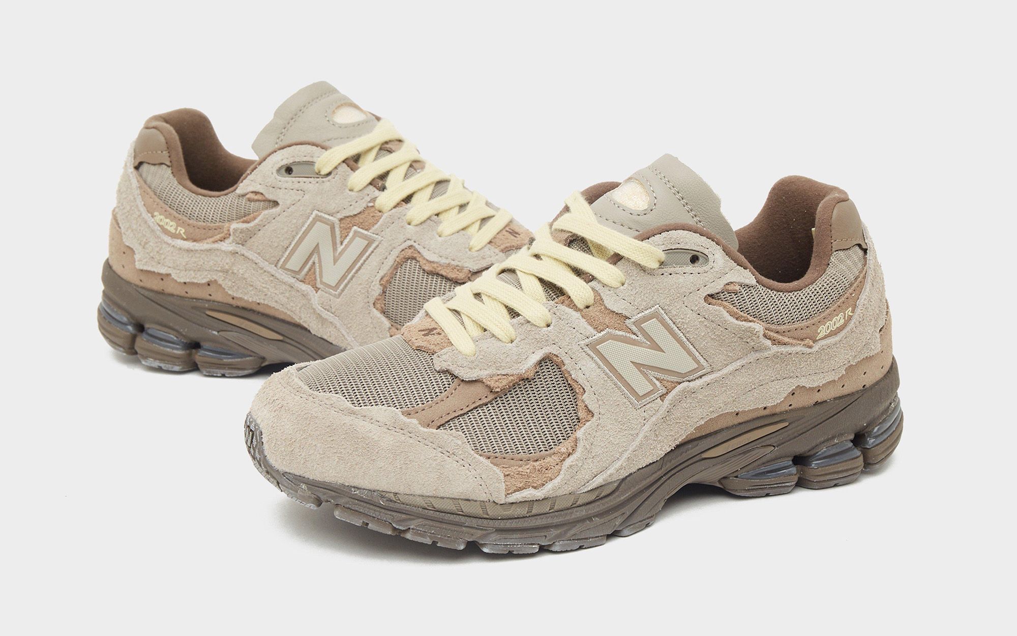 size? Revisits the New Balance 2002R 'Refined Future' for