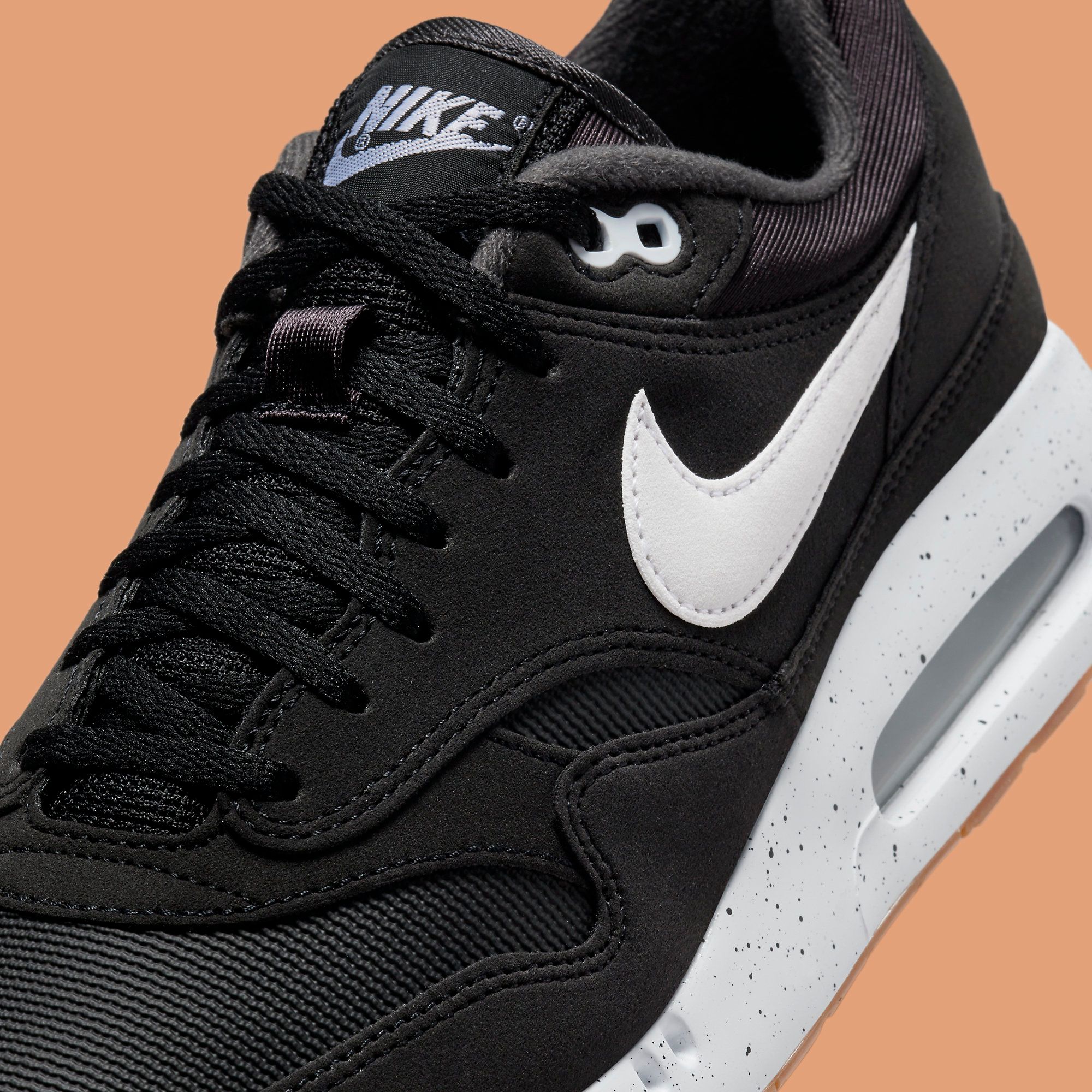 Nike air max 1 essential black white on sale gum