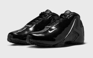 Nike Zoom Hyperflight "Black" retro basketball shoe.