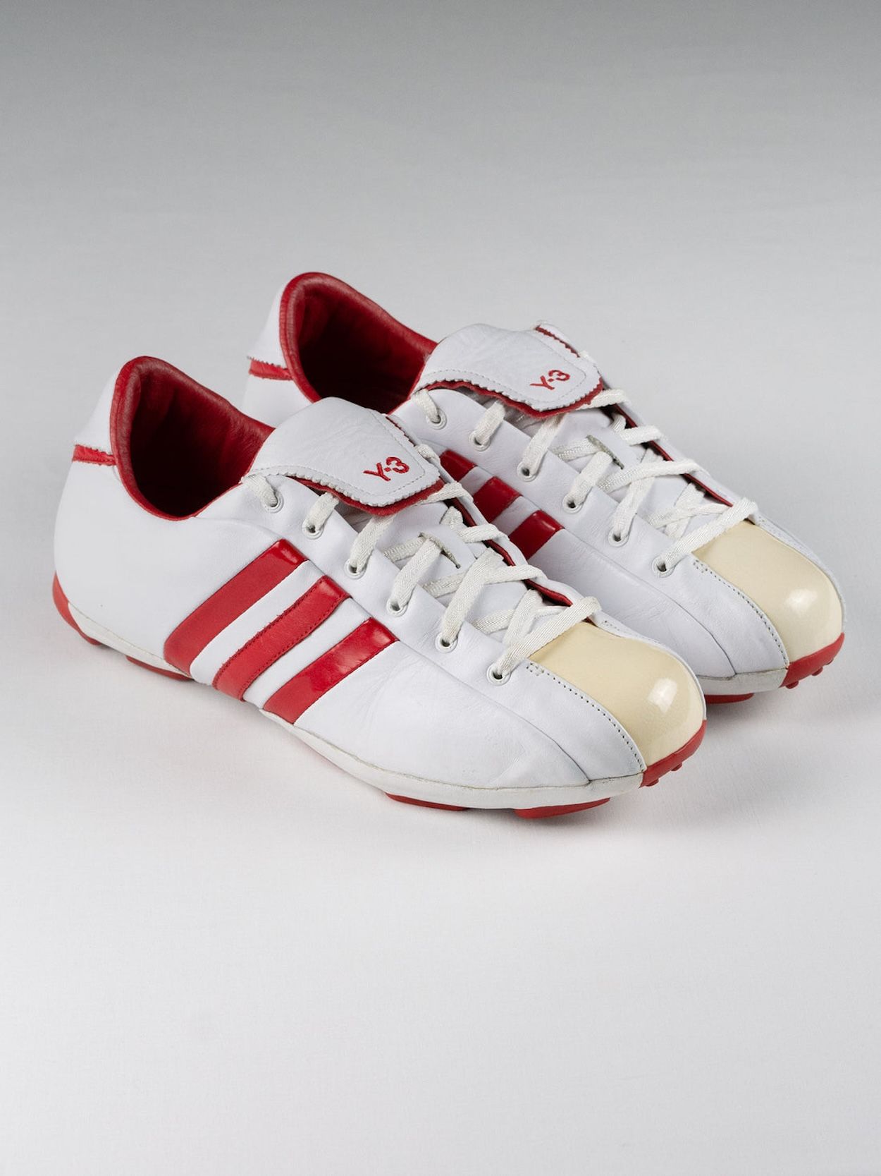 Original adidas Y-3 Field Shoe in "White/Red" from 2003. Photo via 6ix Archive.
