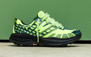 HOKA Speedgoat 2 "Neon Yuzu/Black" Photos via @sneakertown/Instagram.