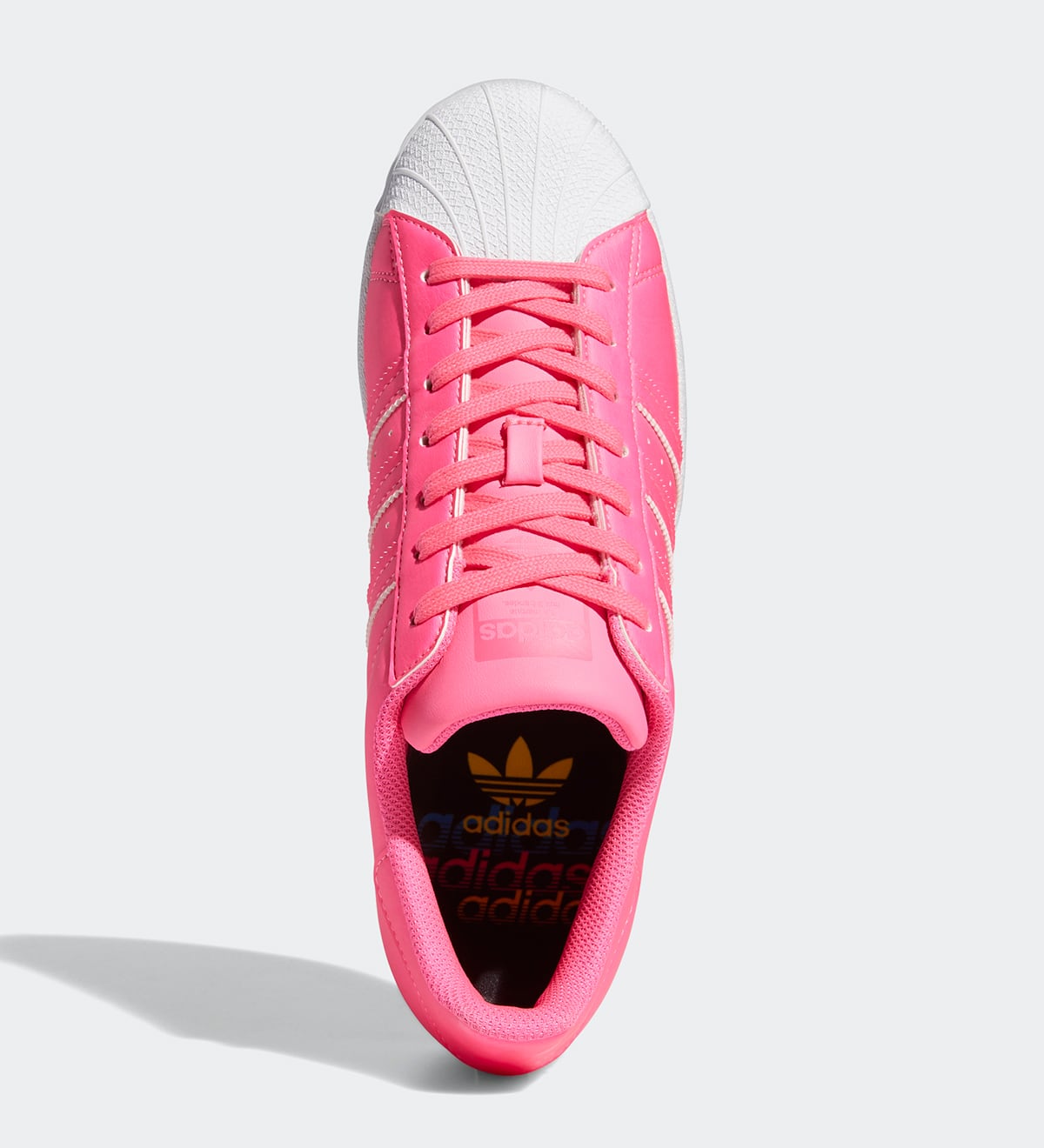 Tenis adidas superstar online 2020