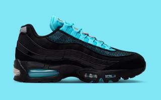 Nike Air Max 95 "Scorpion" big bubble pair in a black-and-gamma-blue color scheme.