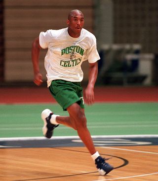Are These “Celtics” UNDEFEATED x Nike Kobe 4 Protros Throwing it Back to Kobe’s Boston Tryout?