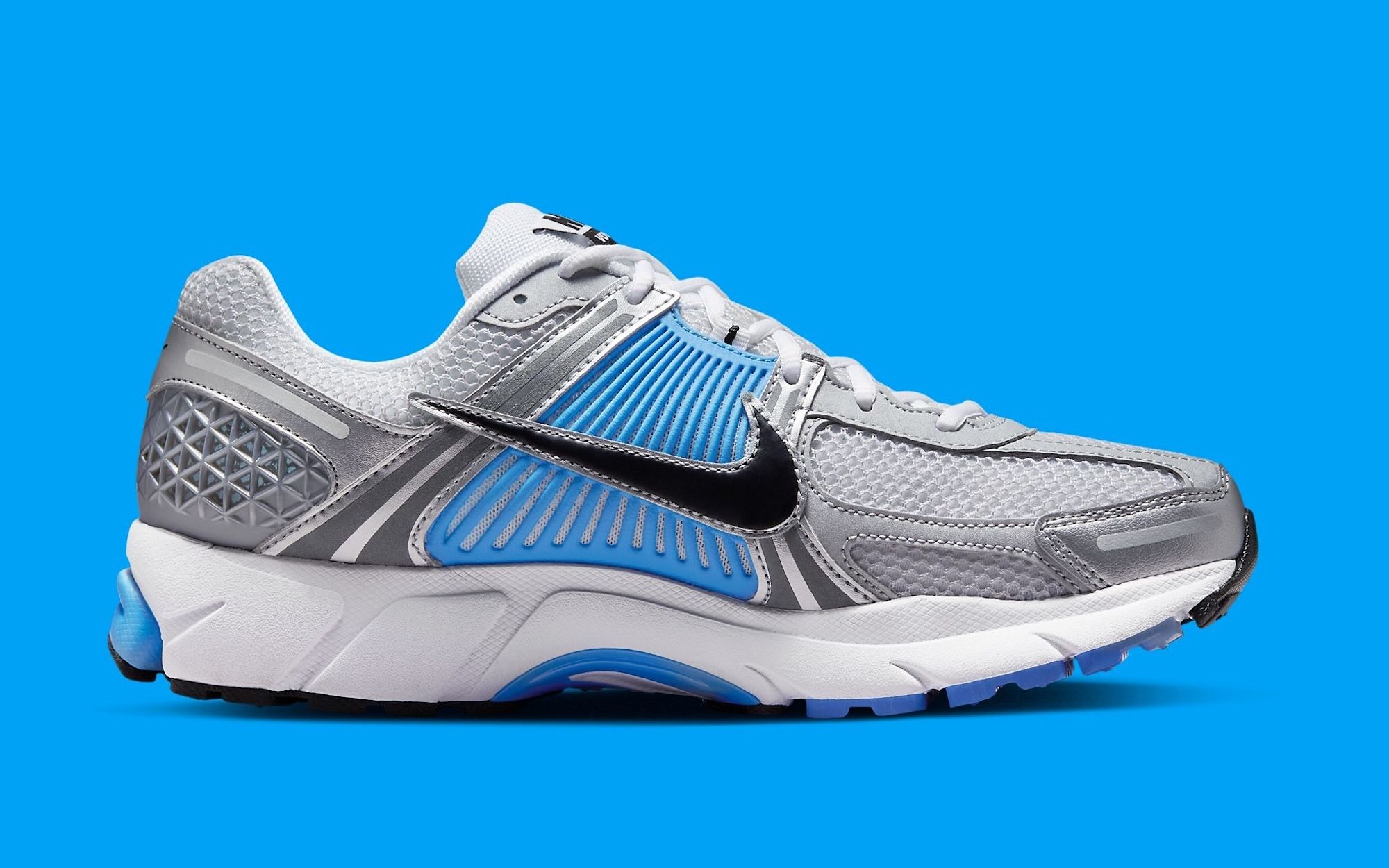 Nike Zoom Vomero 5 \'Platinum University Blue\' FJ4151-101 Multi Size Nike Zoom Vomero 5 Pure Platinum / University Blue - May  main image 3