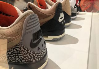 See how more stars style Air Jordan mest sneakers in the gallery