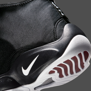 Nike Air Zoom Flight '98 The Glove (SKU: IV6206-010). Photo via Nike.